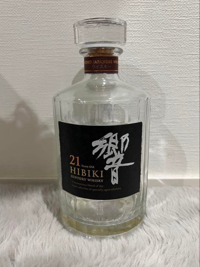 サントリー　響 21年 空瓶 外箱あり