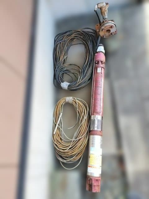 川本 カワモト 深井戸水中ポンプ これで使用可能 中古 ジャンク品 「引取り」
