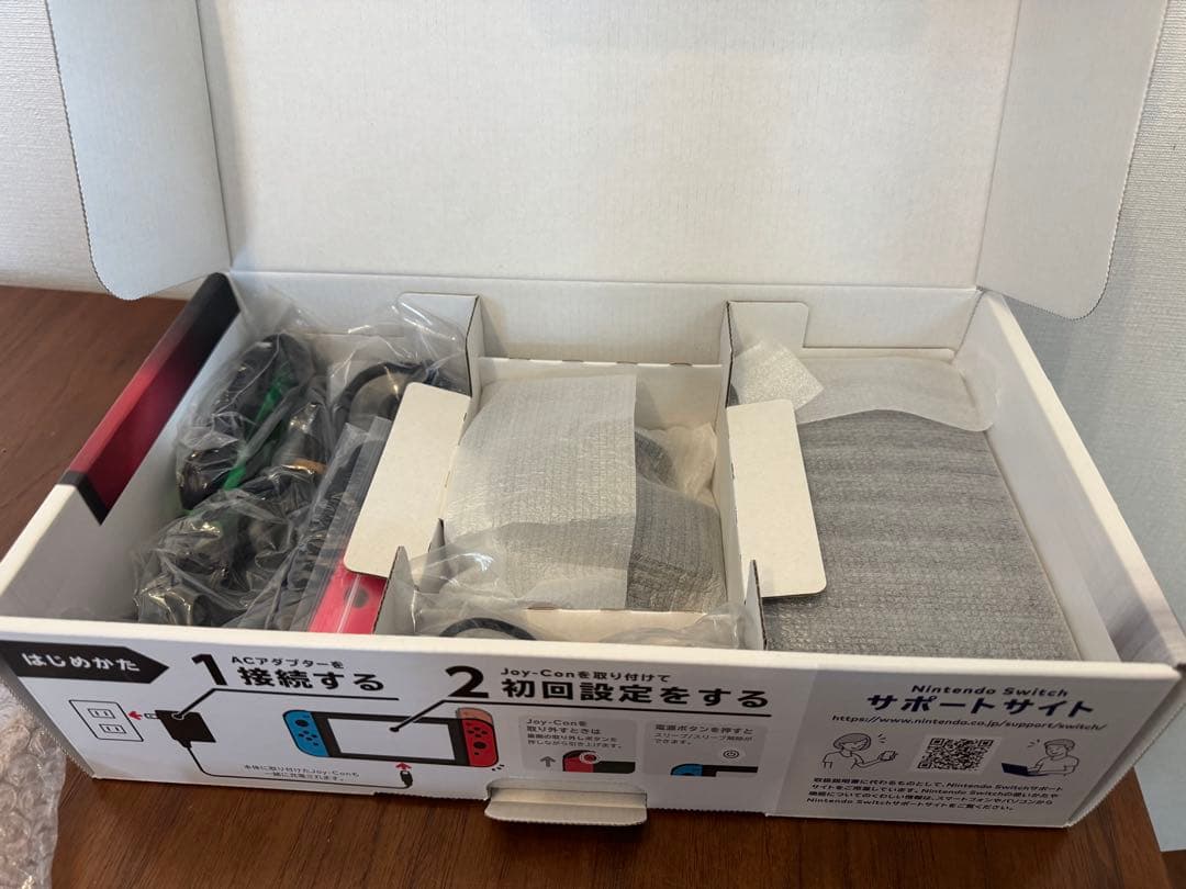 Switch Nintendo Switch 【ジョイコン不具合有】