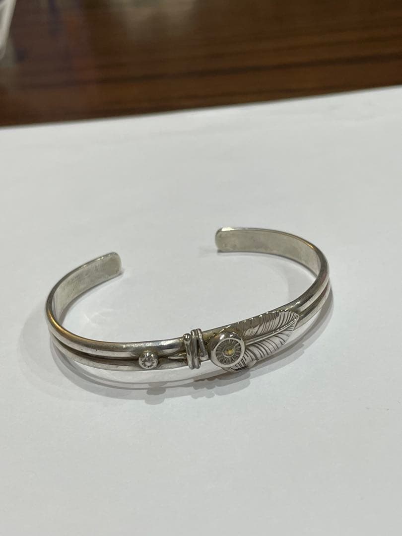 あるじゃんバングル