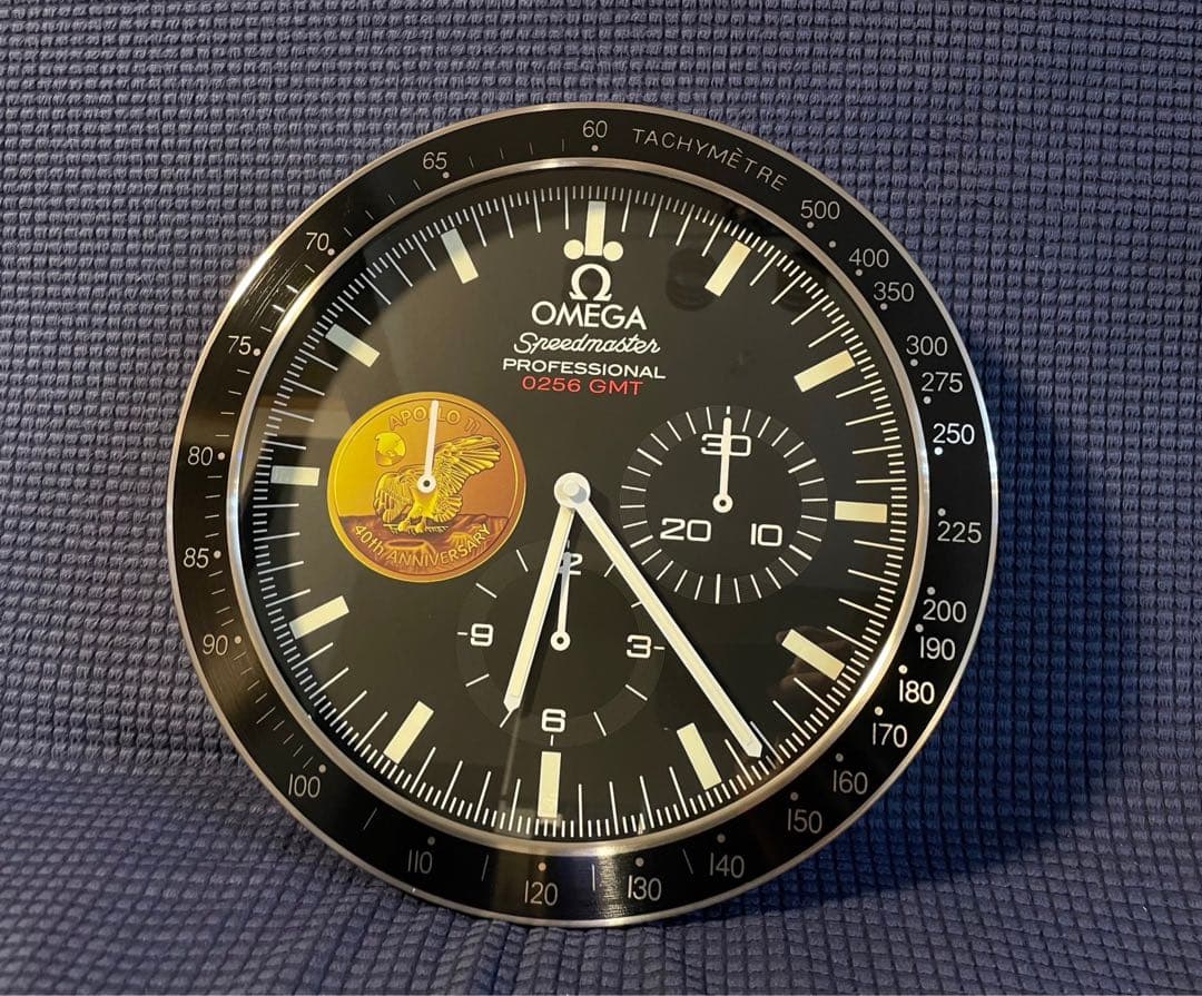 壁掛け時計 オメガスピードマスターアポロ11号40周年アニーバーサリーモチーフ