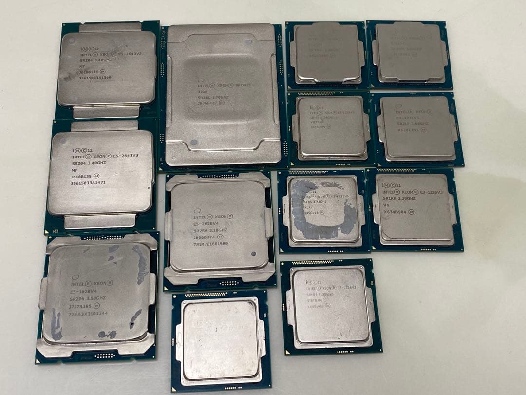 CPU XEON まとめ売り　13個セット