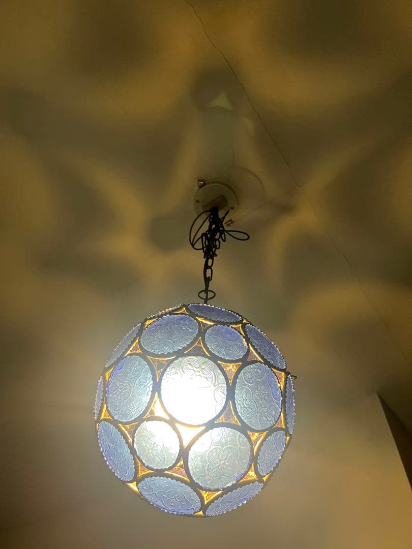 モロッコ製　青色ガラス ペンダントライト