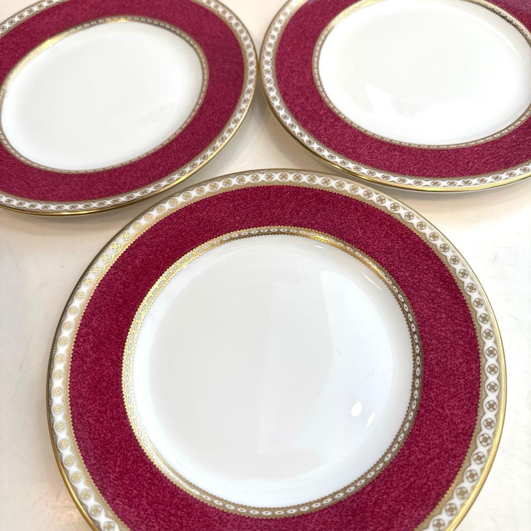 ウェッジウッド　ユーランダー　パウダールビー　17.5㎝プレート3枚【美品】黒壺