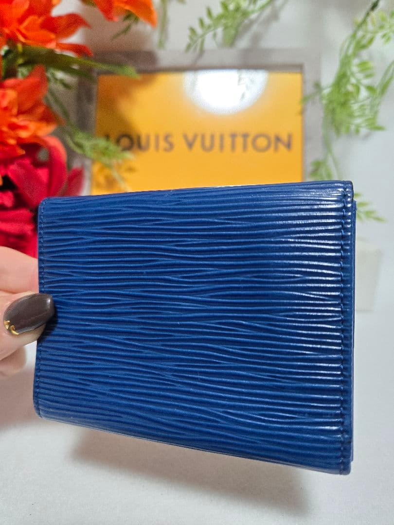 美品☆Louis Vuitton ルイヴィトン エピ ケース トレドブルー