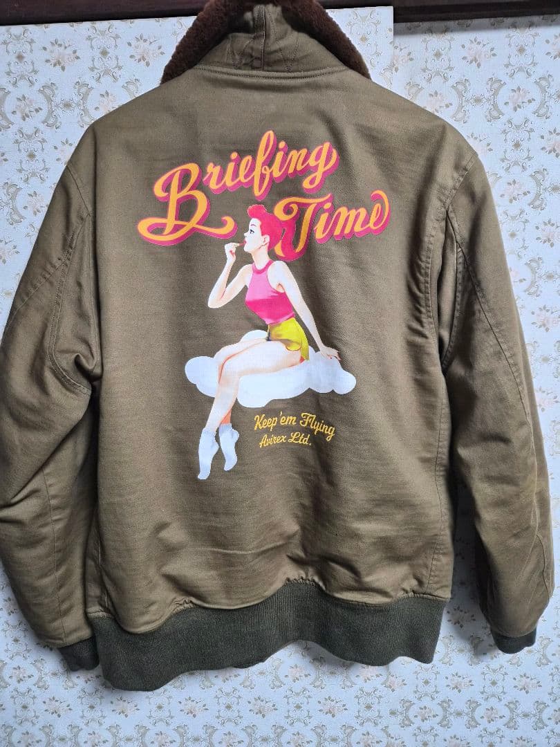 Avirex B-10 フライトジャケットピンナップガール サイズ44