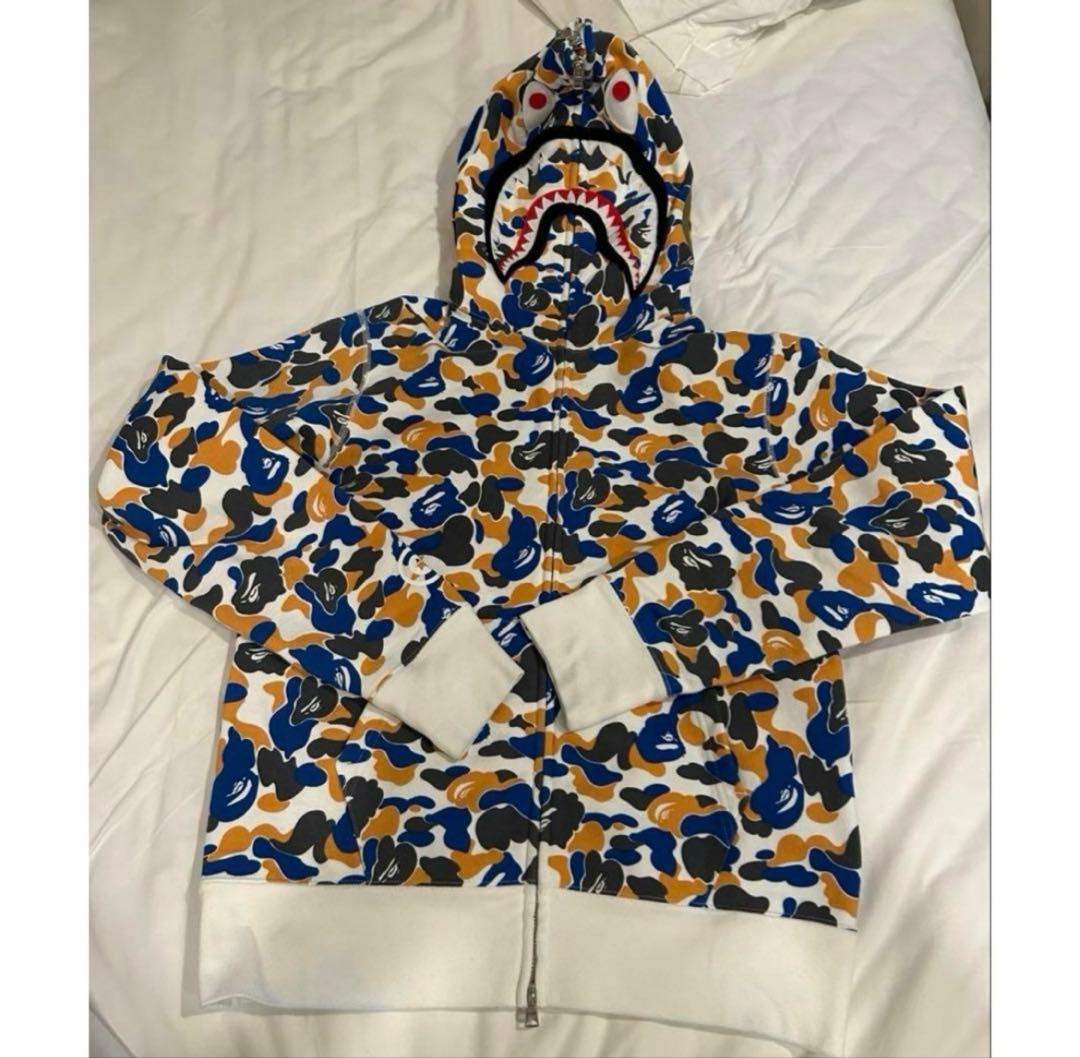 shark mania
