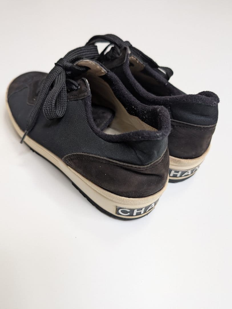 tmk826　CHANEL（シャネル）ココマーク スエード スニーカー