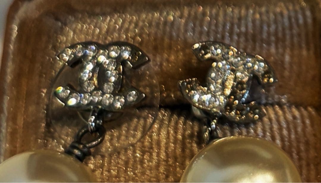 CHANEL パール ピアス