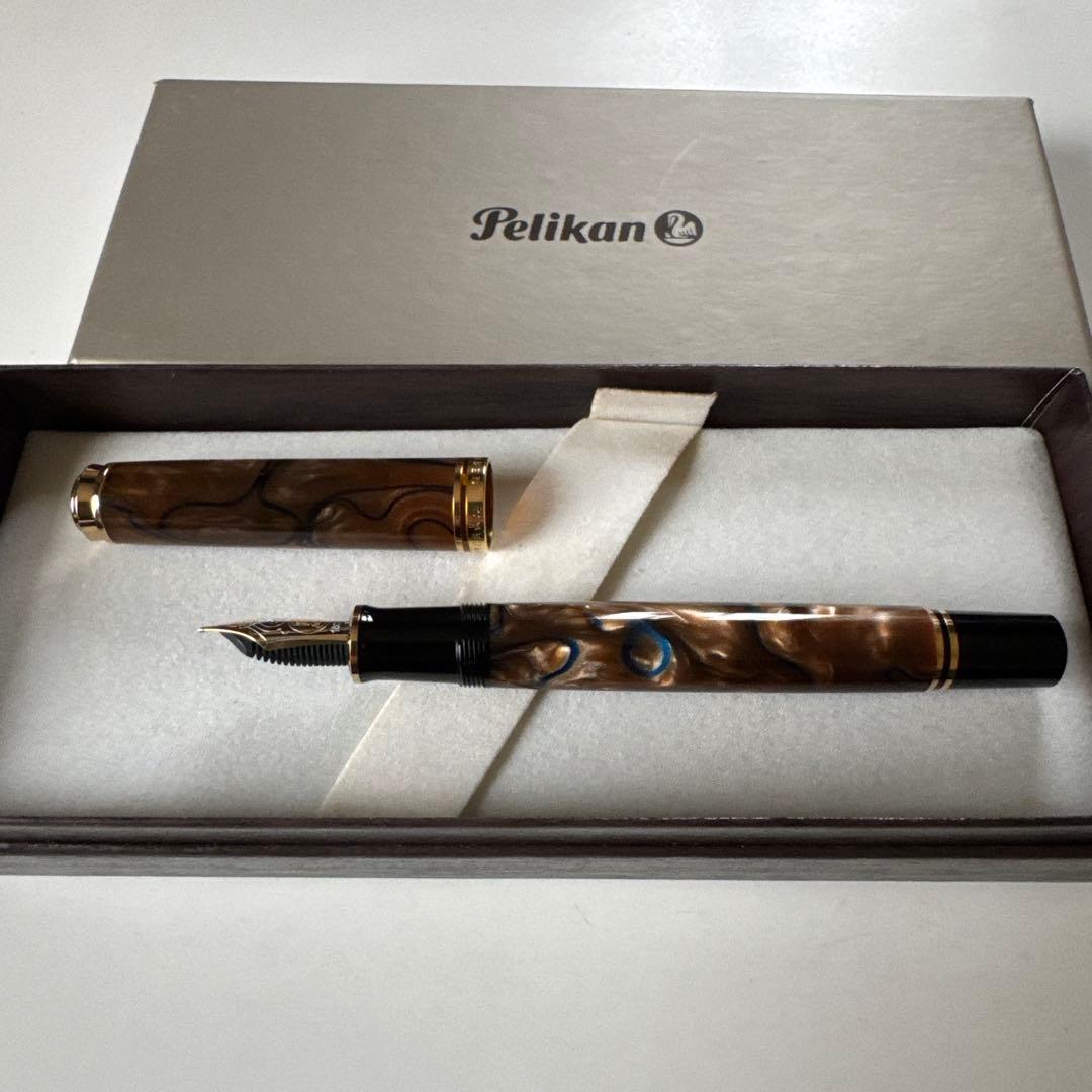 ペリカン スーベレーン M800 万年筆　グランプラス Ｍニブ 中字
