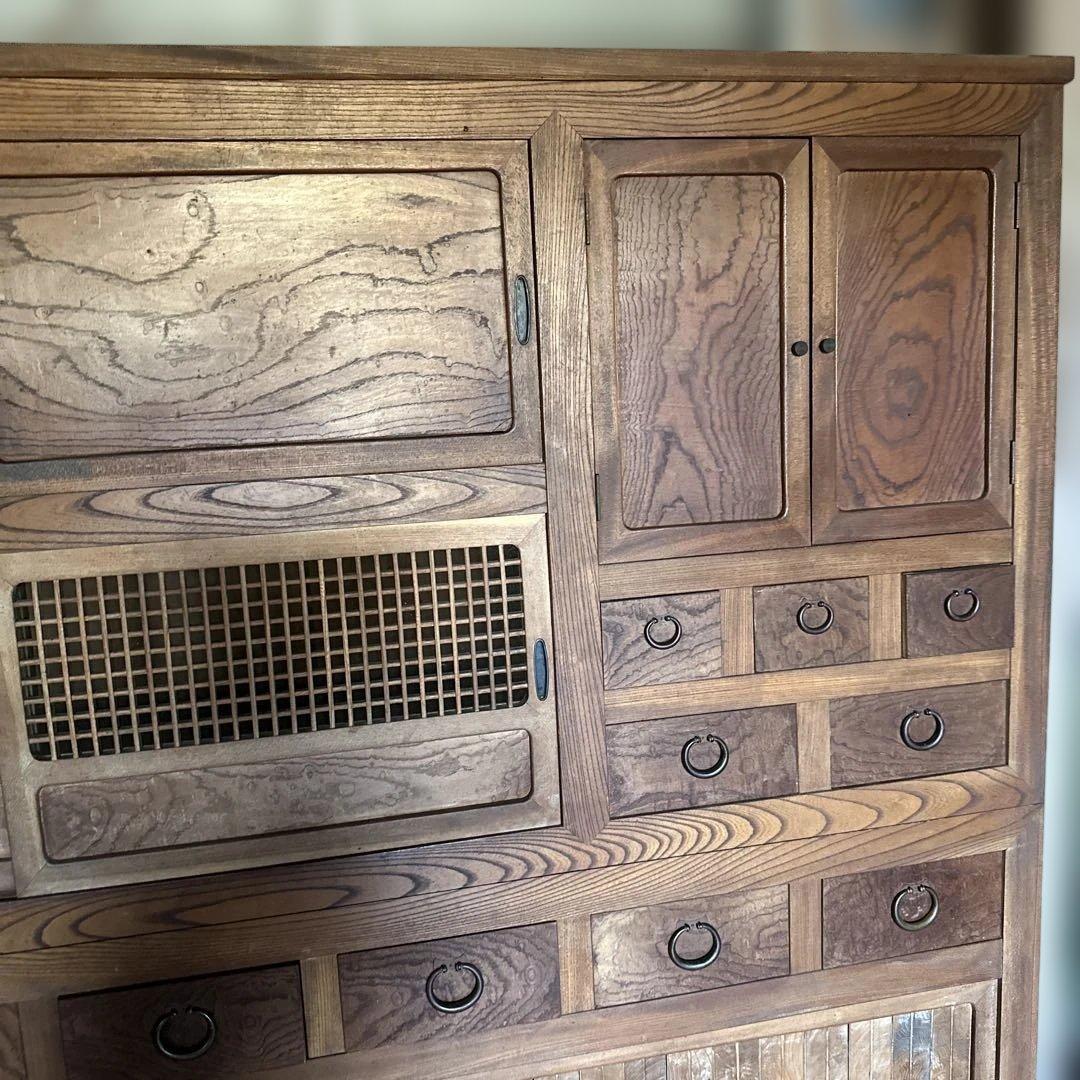 ヴィンテージ素晴らしい木製収納キャビネット 引き出し多数食器棚に❣️素敵すぎる‼️