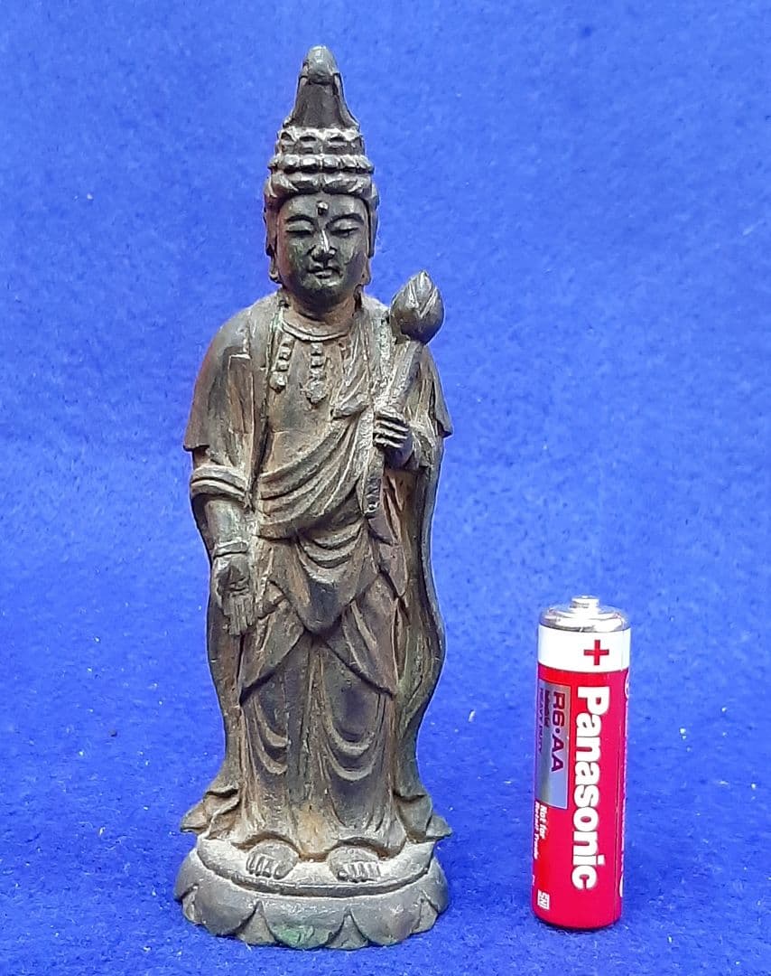 鎌倉期 鏨彫り観音菩薩　観音様 仏像 骨董