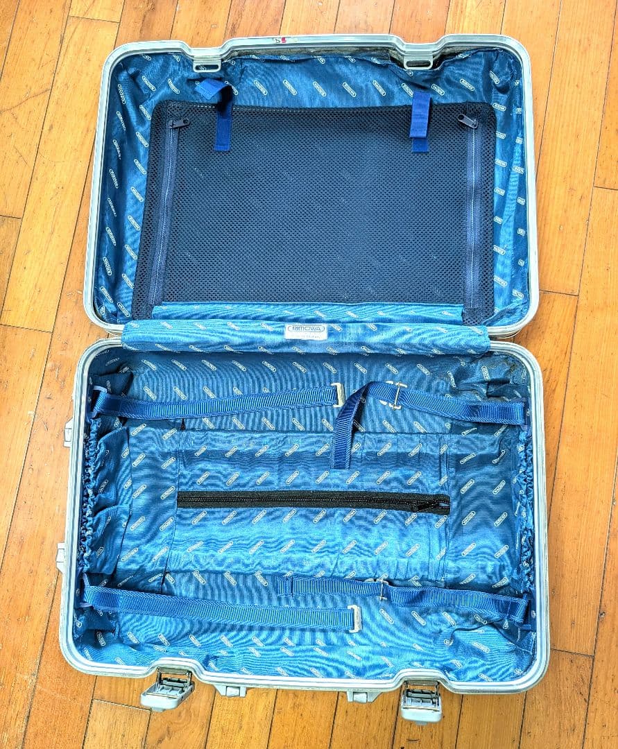 RIMOWA アルミニウム キャリーケース 中型 シルバー