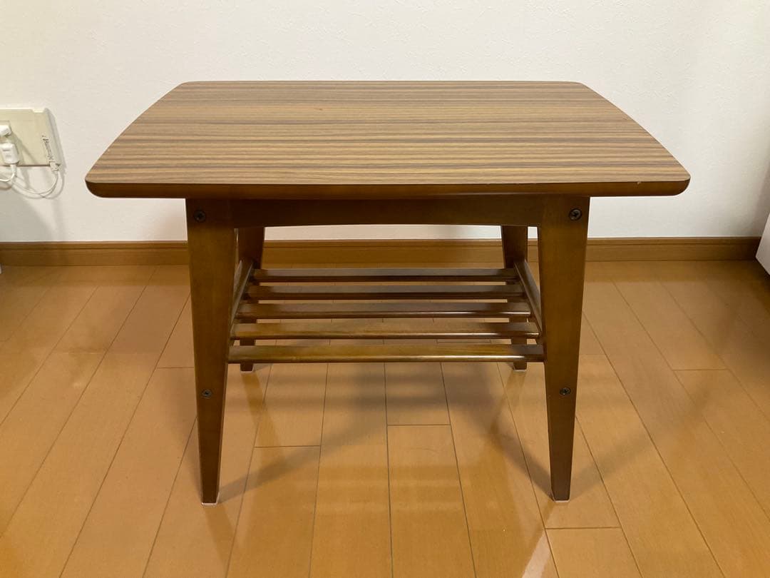 カリモク60 サイドテーブル