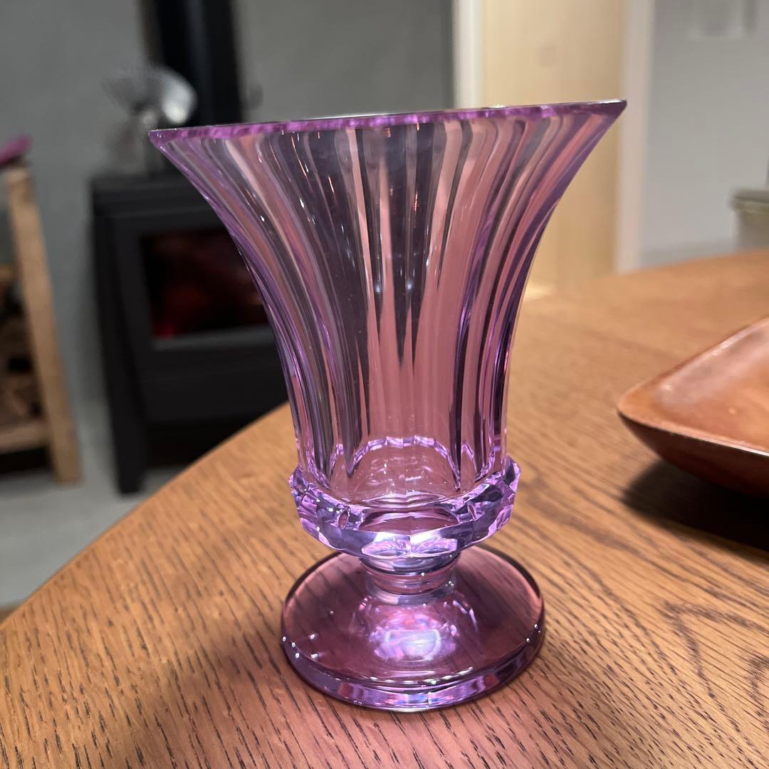 Moserモーゼル　フラワーベース　アレキサンドライト