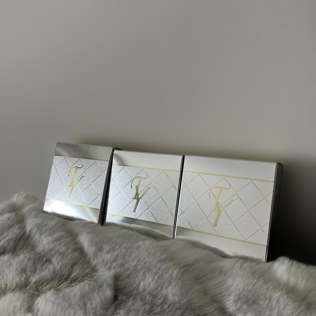 たかの友梨　エステファクトジュエリーパクトU レフィル　専用パフ付き 3個セット