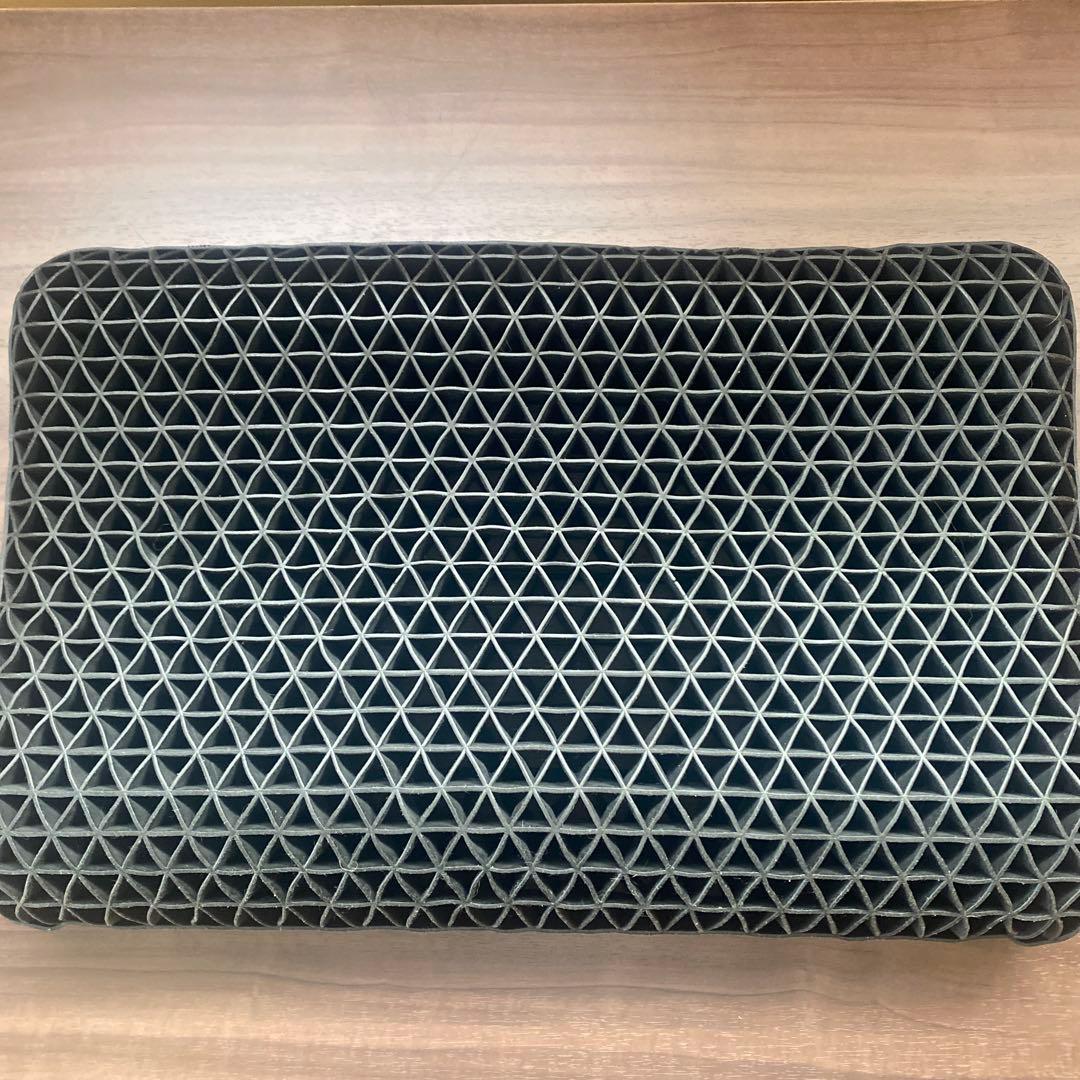 ヒツジのいらない枕　専用箱付き