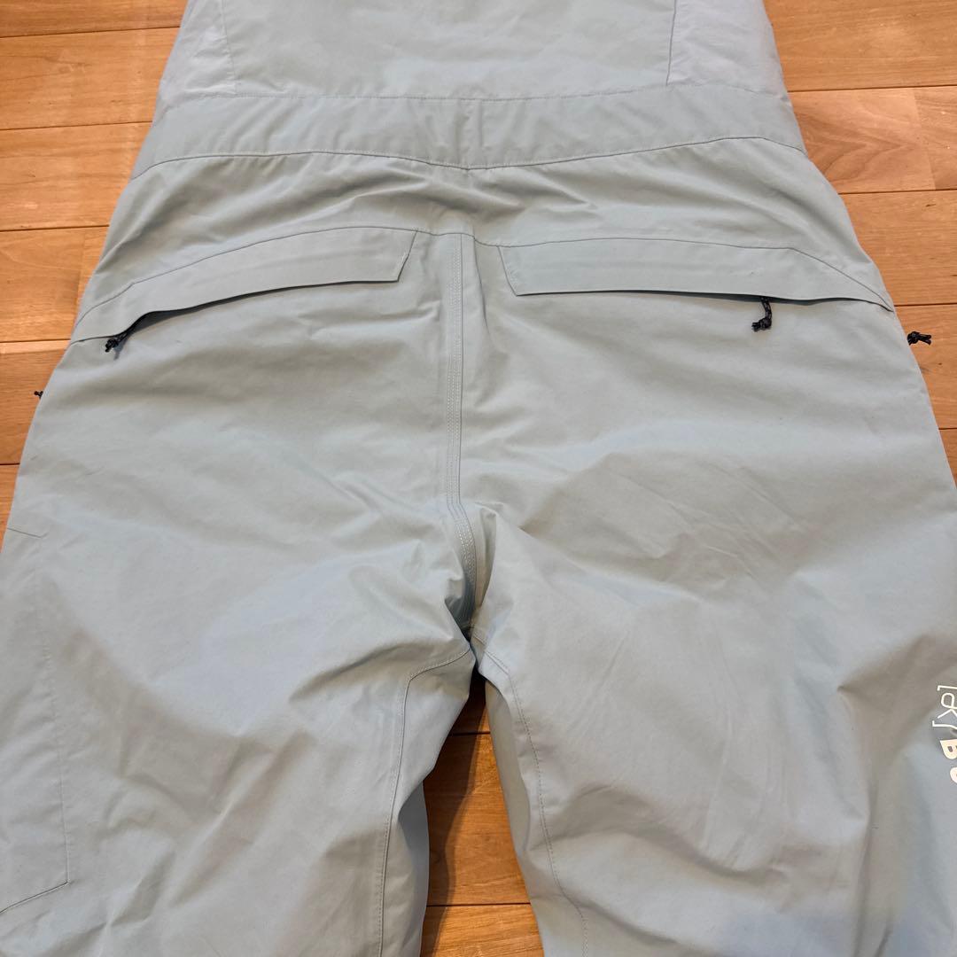 美品　Burton AK ビブパンツ　M バートン　ゴアテックス　GORE