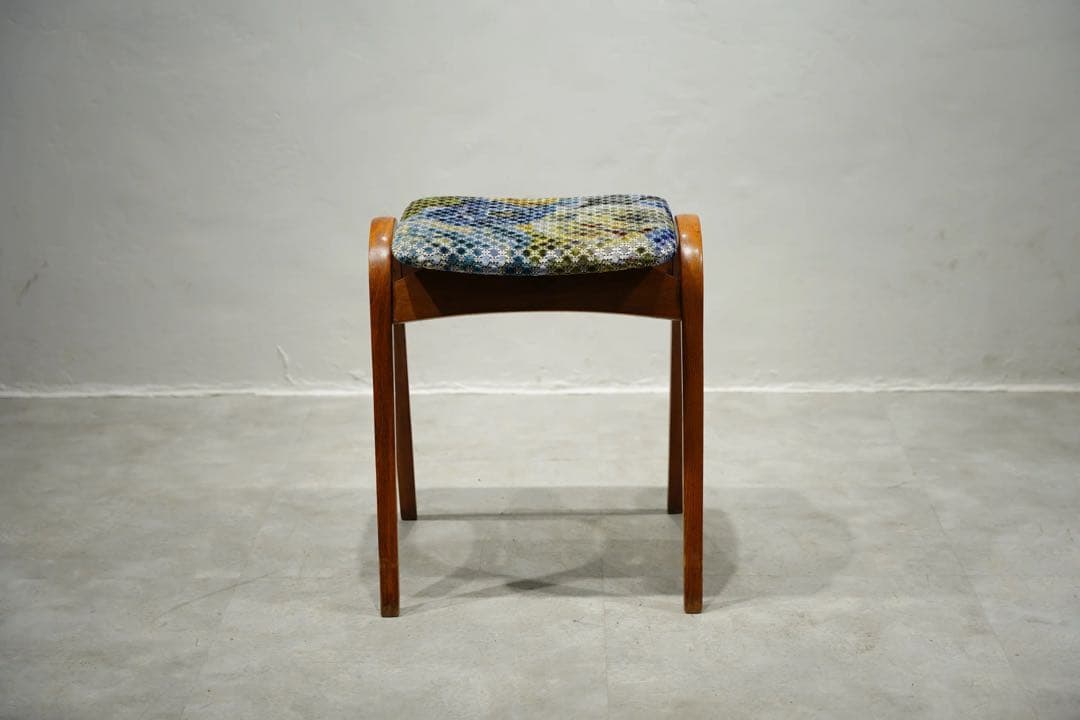 スツール　秋田木工　剣持勇　No.202　スタッキングチェア　椅子