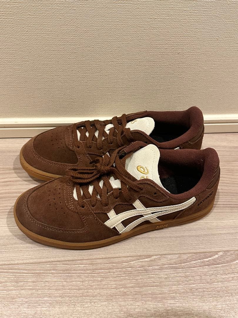 ブラウン スエード ローカット スニーカー