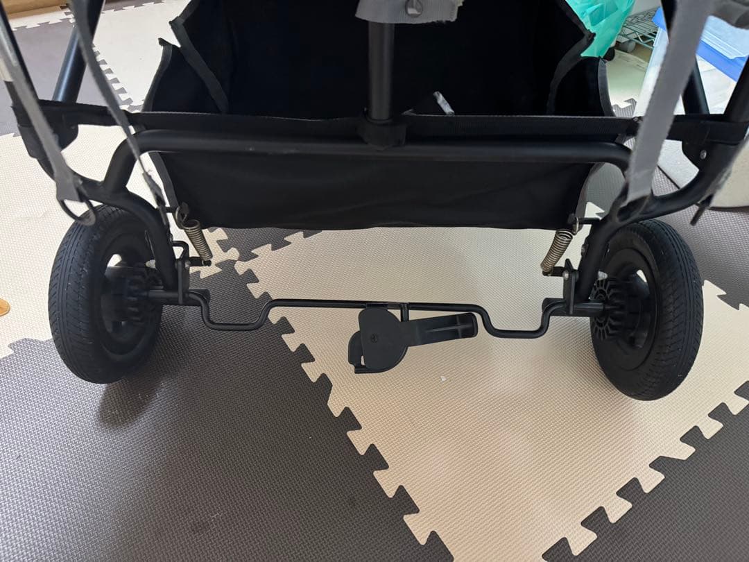 エアバギーココダブル　双子用ベビーカー　静岡県西部発 綺麗