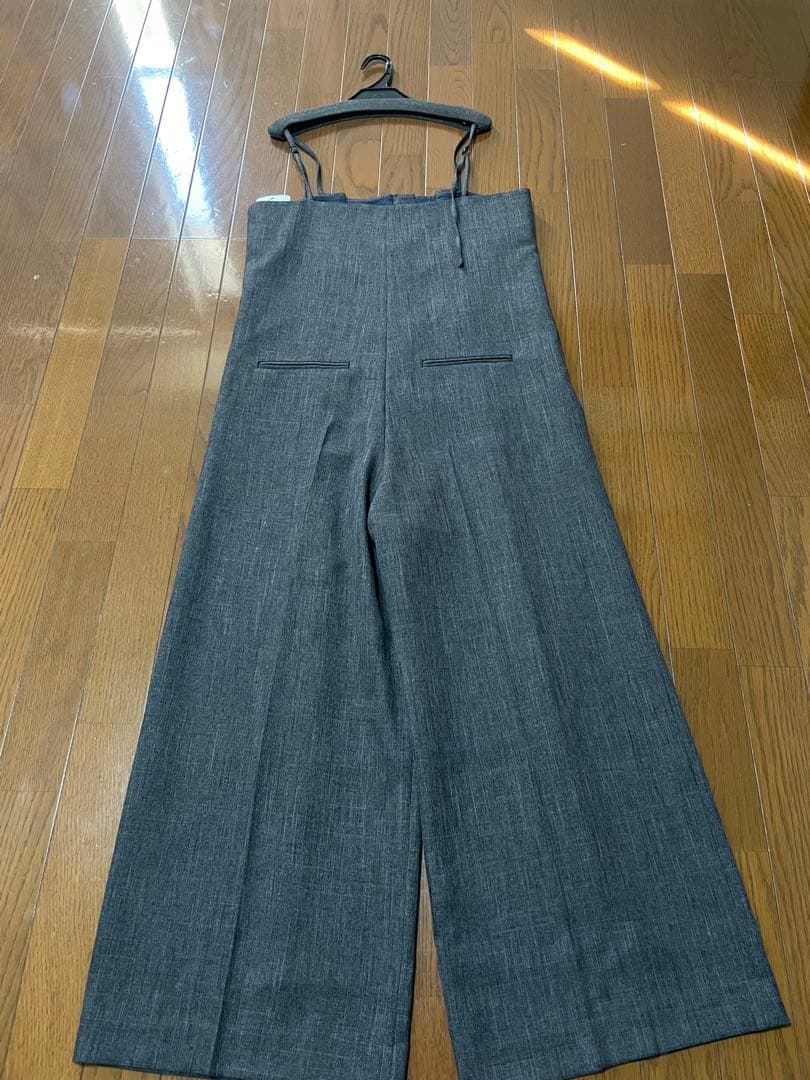 新品未使用タグあり＜EMMEL REFINES＞EM タックキャミ サロペット