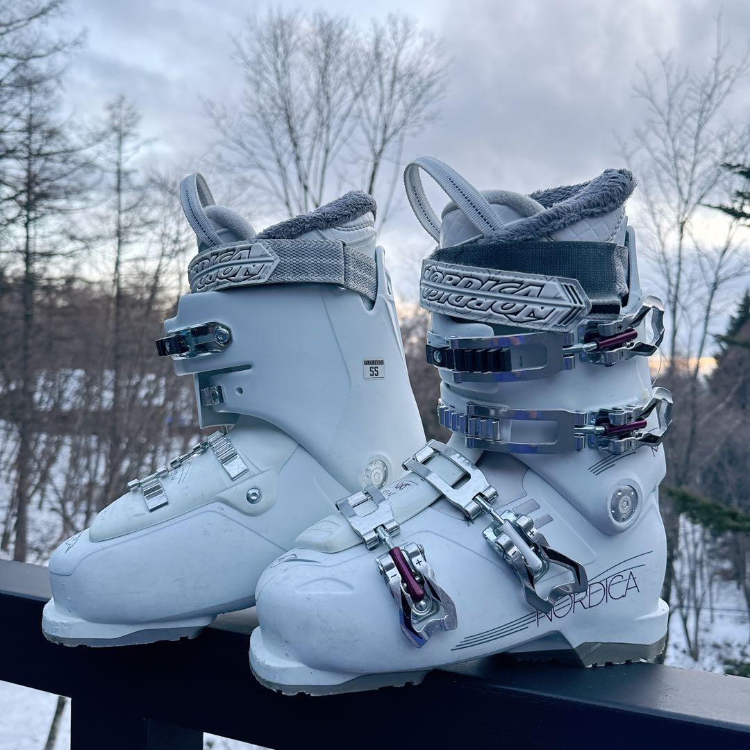 Nordica レディース スキーブーツ ⭐︎ 24.5cm