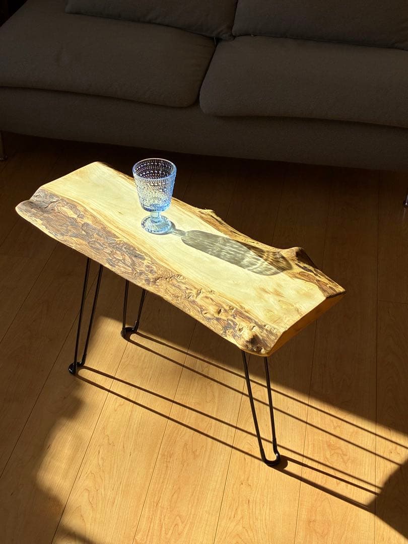 国産桂かつら【和モダンな佇まい】無垢天然一枚板サイドテーブル