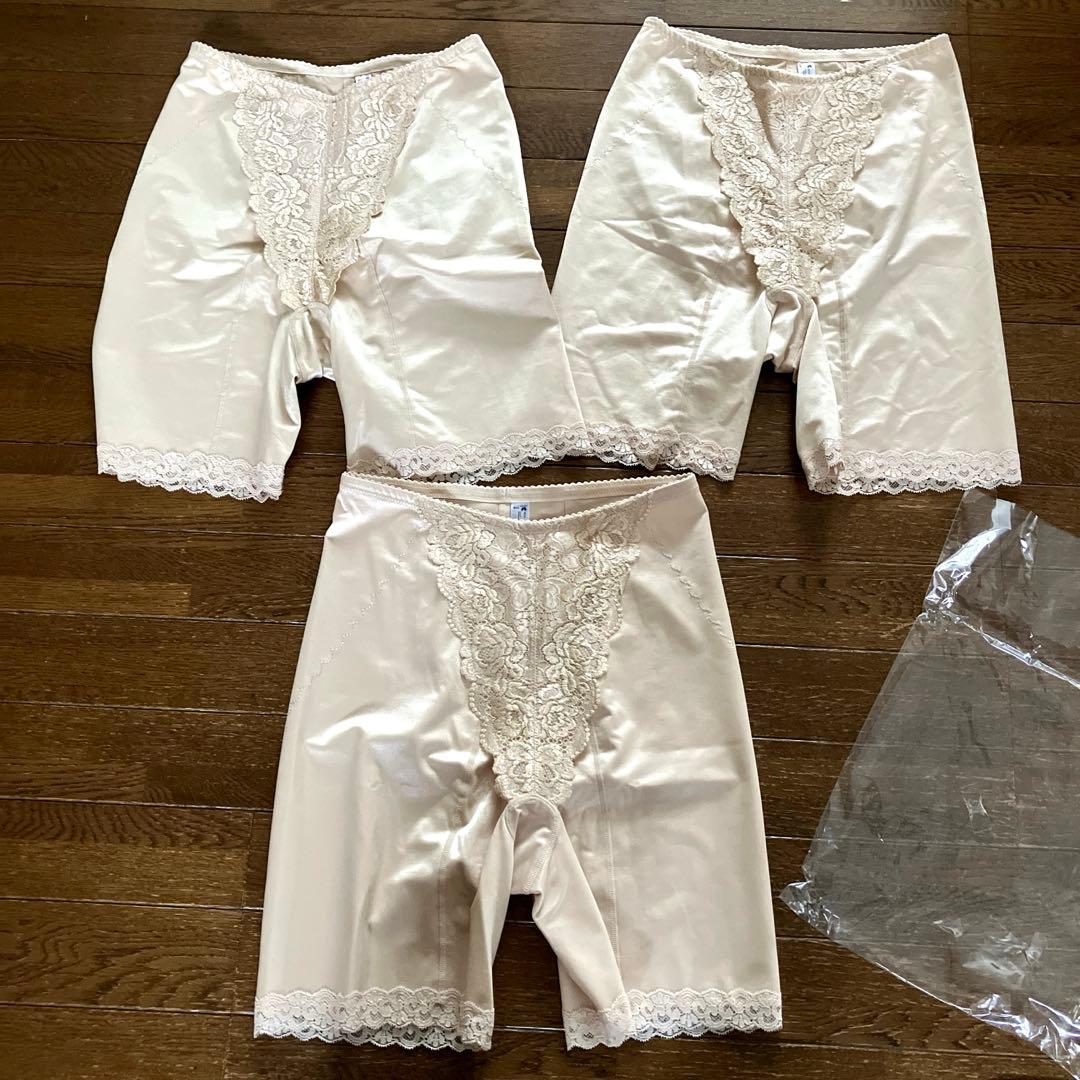 ワコール　ガードル 82 ベージュ　3セット