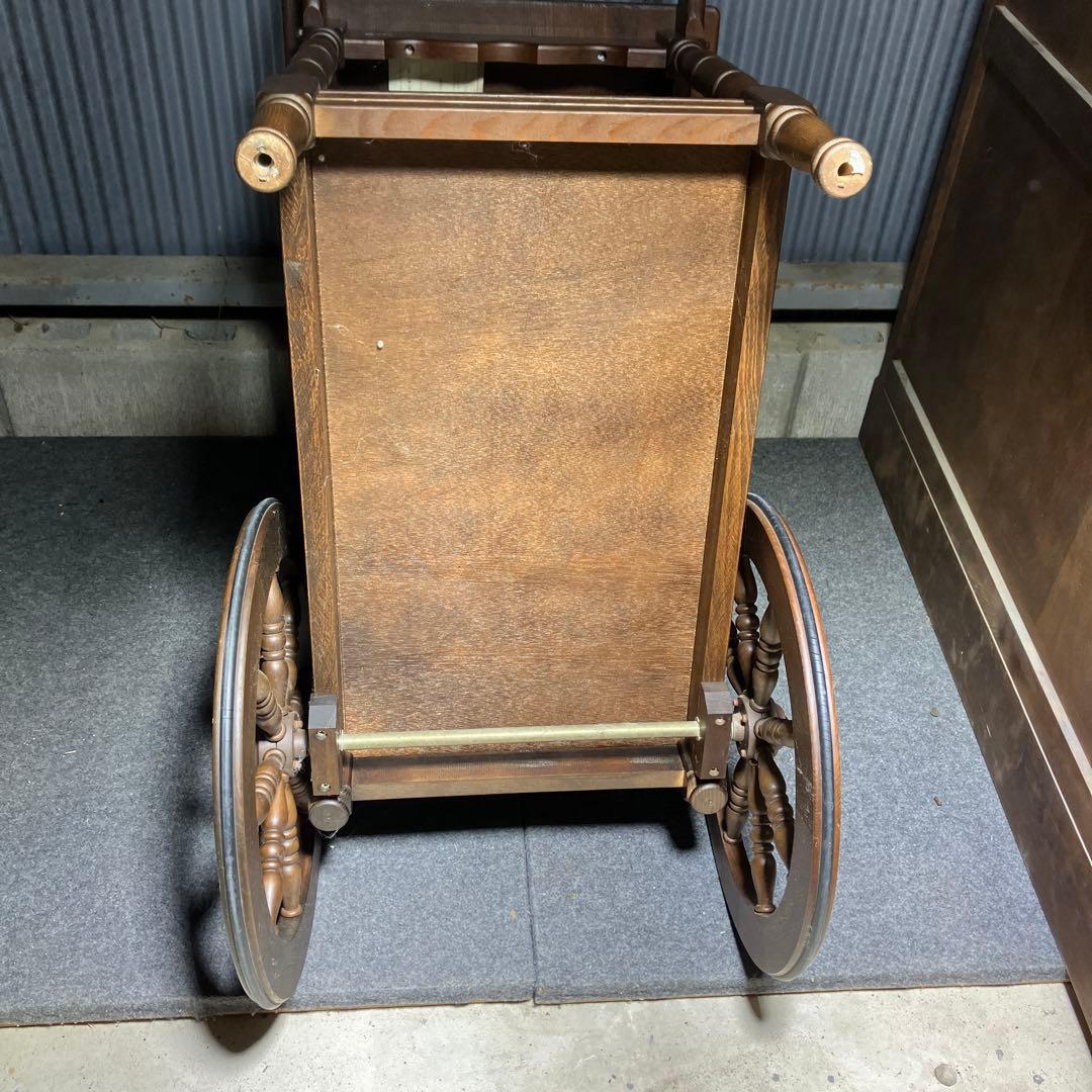 カリモク家具　昭和レトロ!! 大きな車輪が素敵な木製ワゴン　中古品