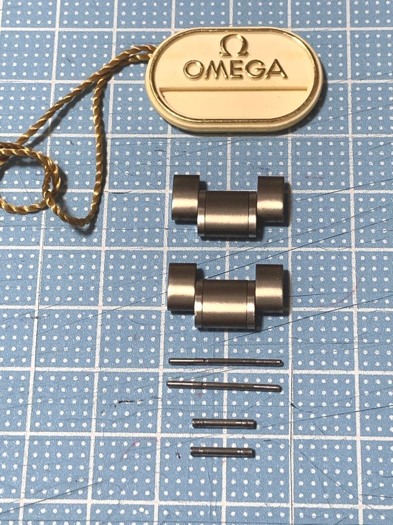 OMEGA Speedmaster X-33 チタンコマ セット未使用
