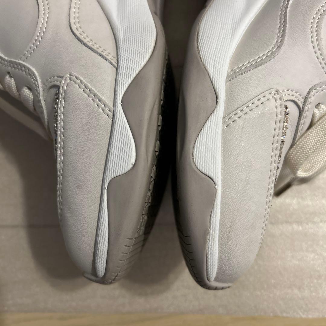 【＋diana】ホワイトビジュー付きスニーカー