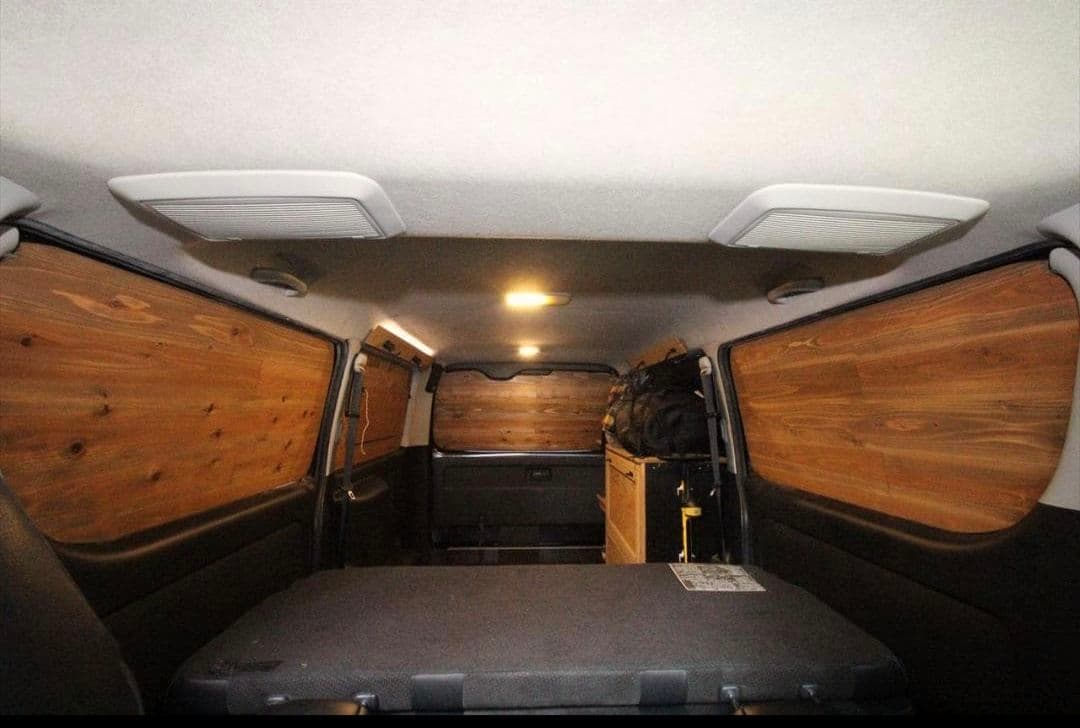 ぐみ　サイド両面＋リアゲート　ウォルナット　すべて裏面ブラック