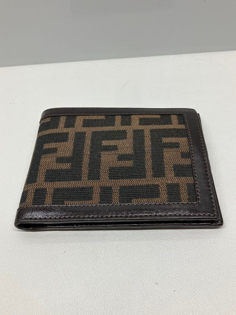 FENDI フェンディ ズッカ柄 折り財布 キャンバス×レザー 二つ折り財布