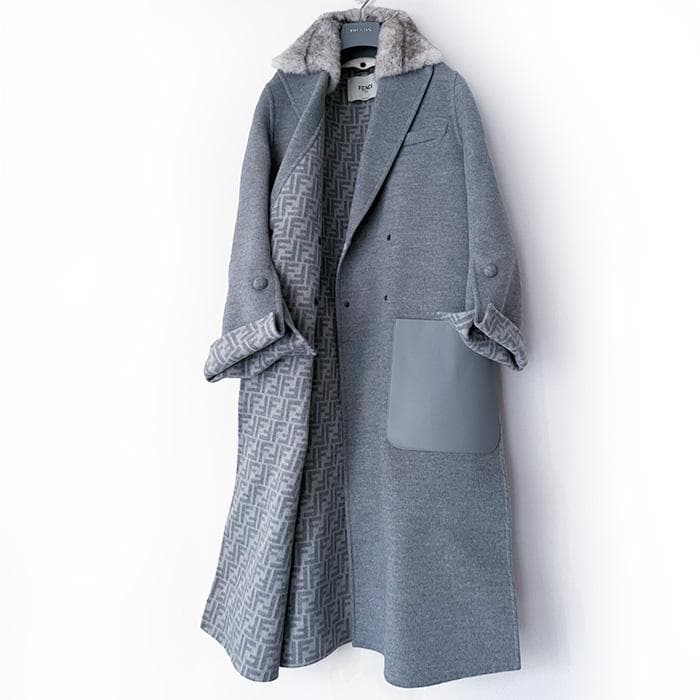 ビ*ン様 FENDI フェンディのロングコート　ダブルフェイス　FFロゴ　ミンク