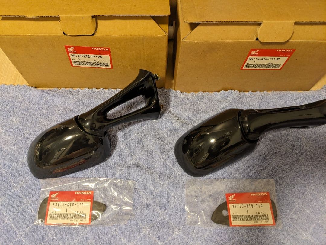 CBR400エアロ　NC23純正ミラー　新品未使用　値下げ中