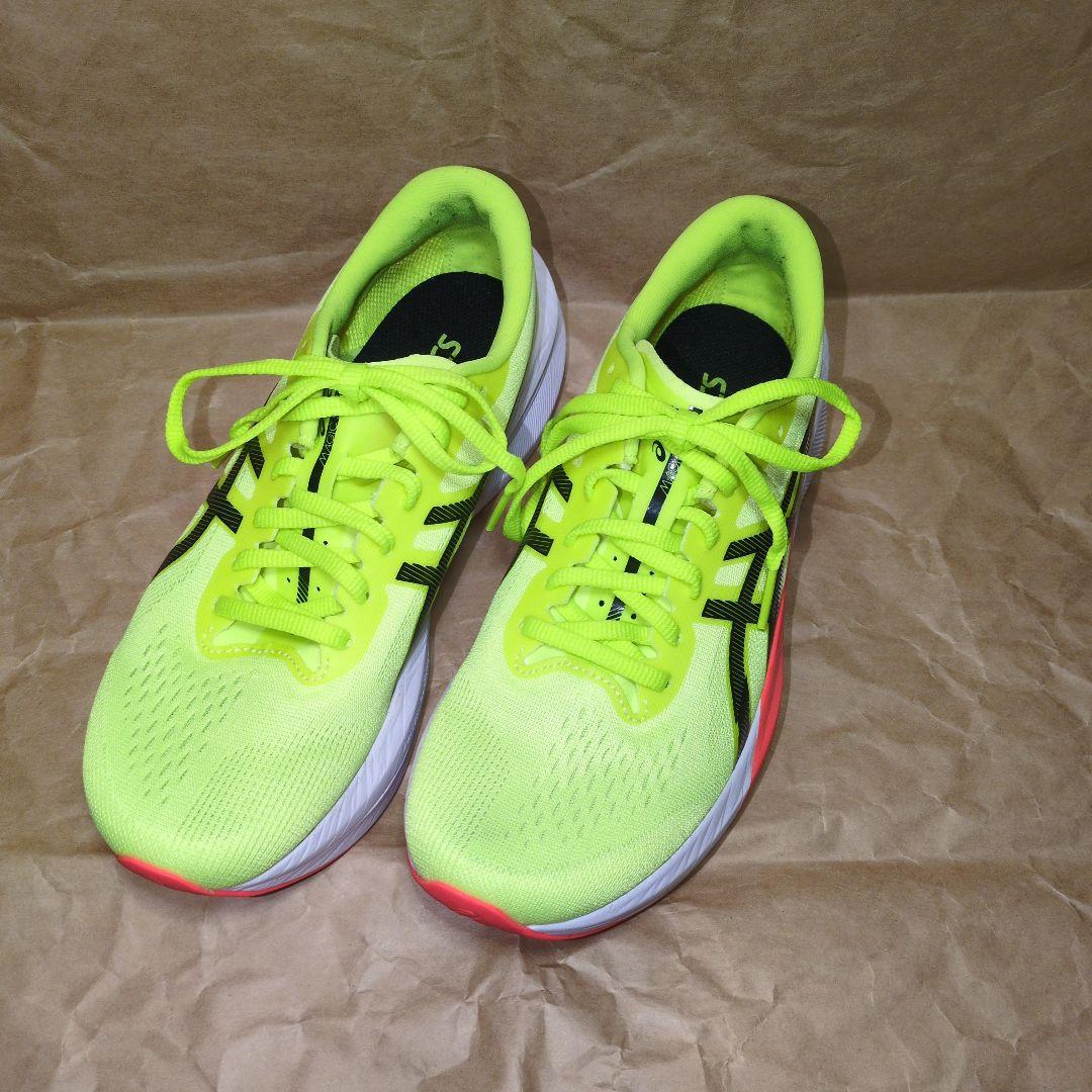 【気まぐれセール！】アシックス　マジックスピード4