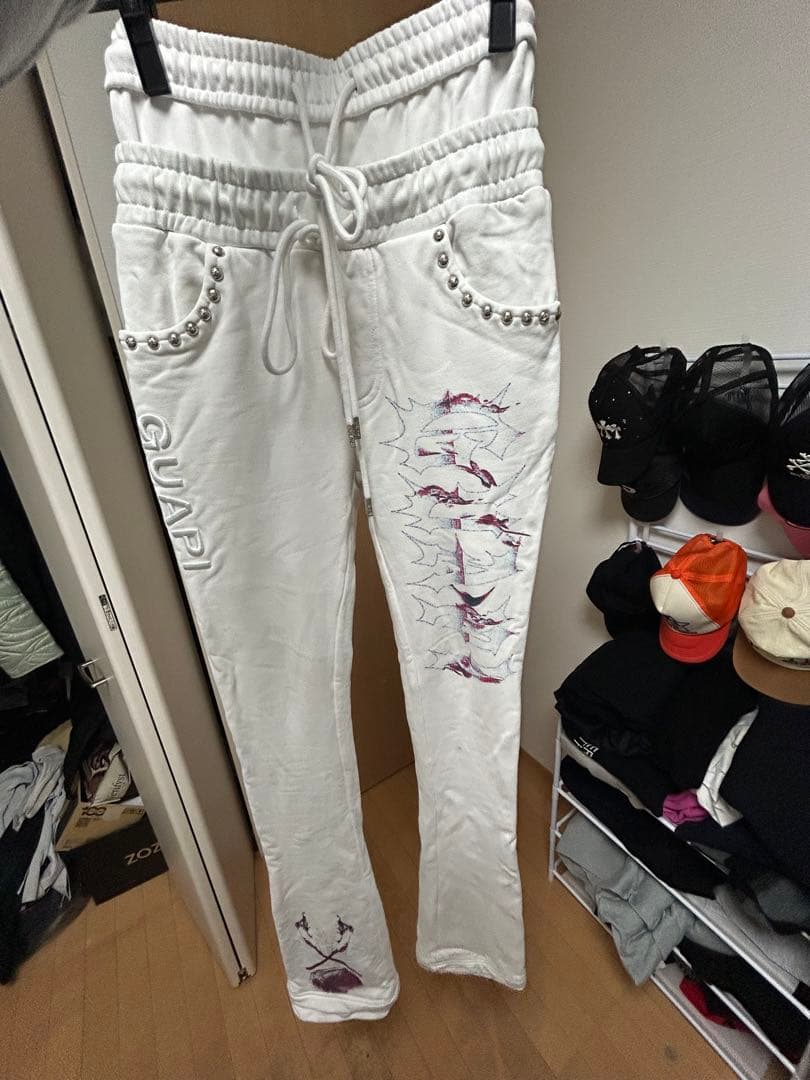 GUAPI ホワイトパンツ 28サイズ