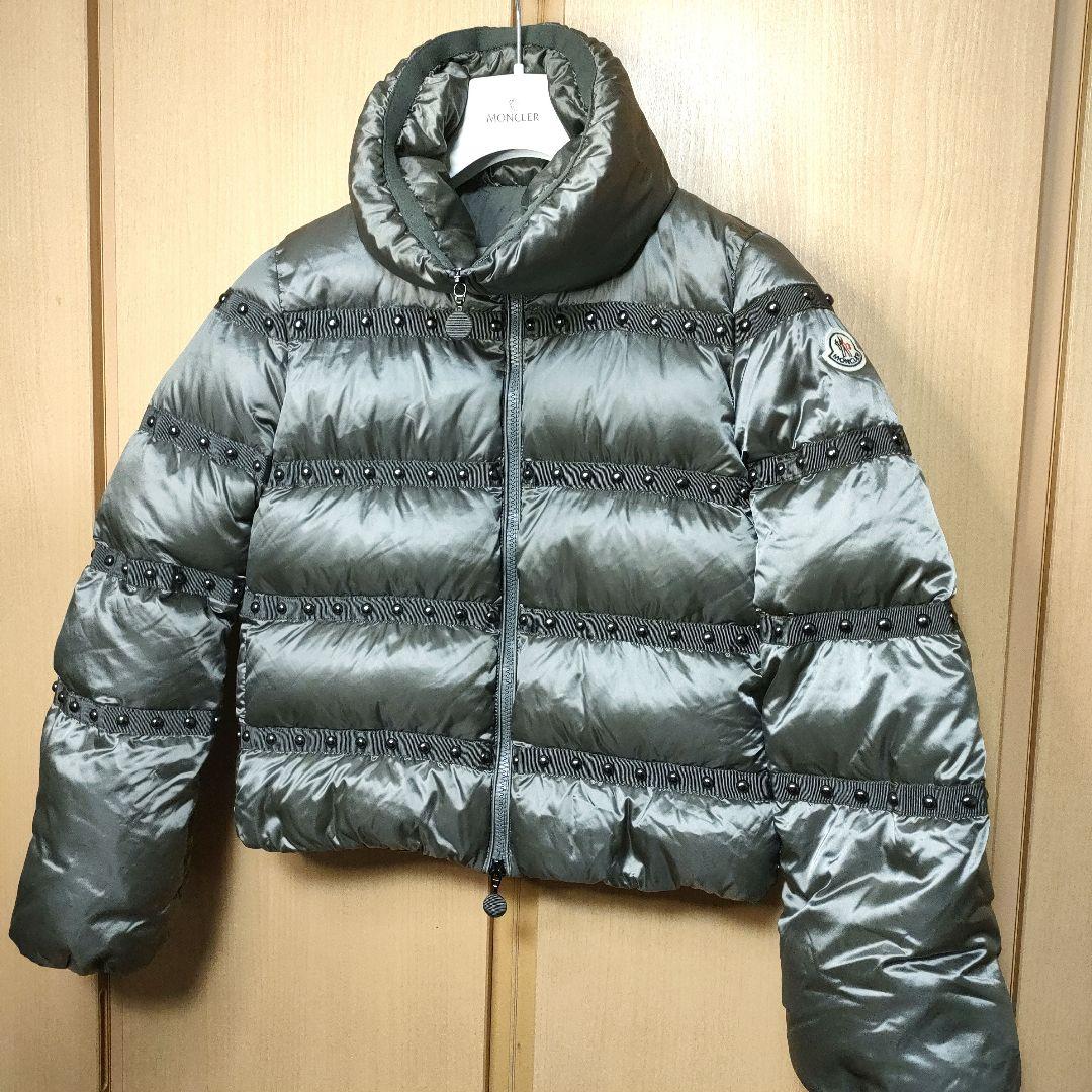 美品✨モンクレール Bourrache ブラッシュ ダウン ジャケット スタッズ