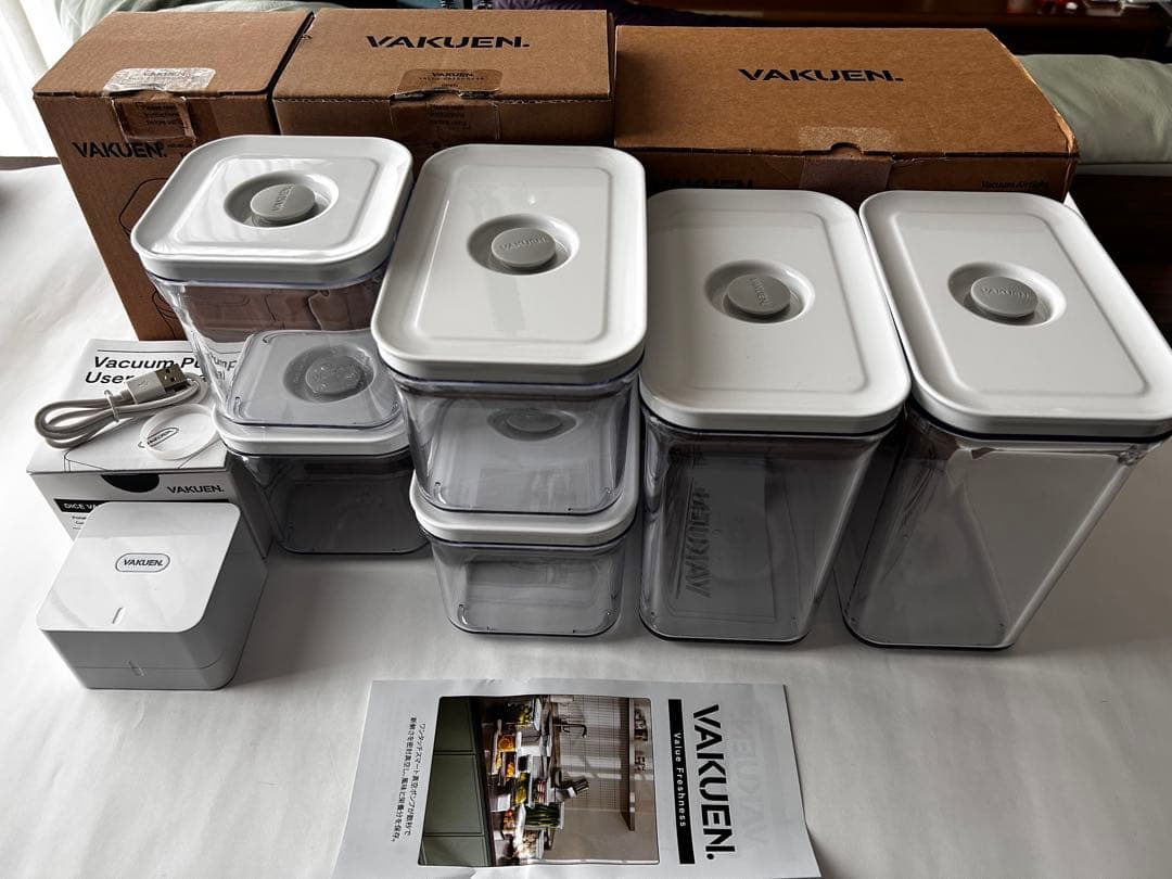 美品 VAKUENプレミアム真空保存容器セットBPAフリー100%漏れ防止