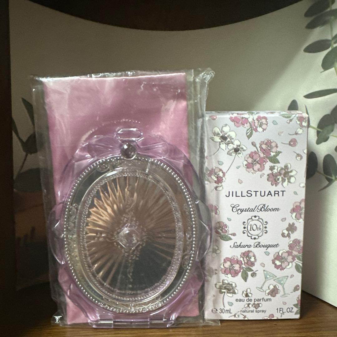 「新品未開封」ジルスチュアートサクラブーケコンパクトミラーII オードパルファン