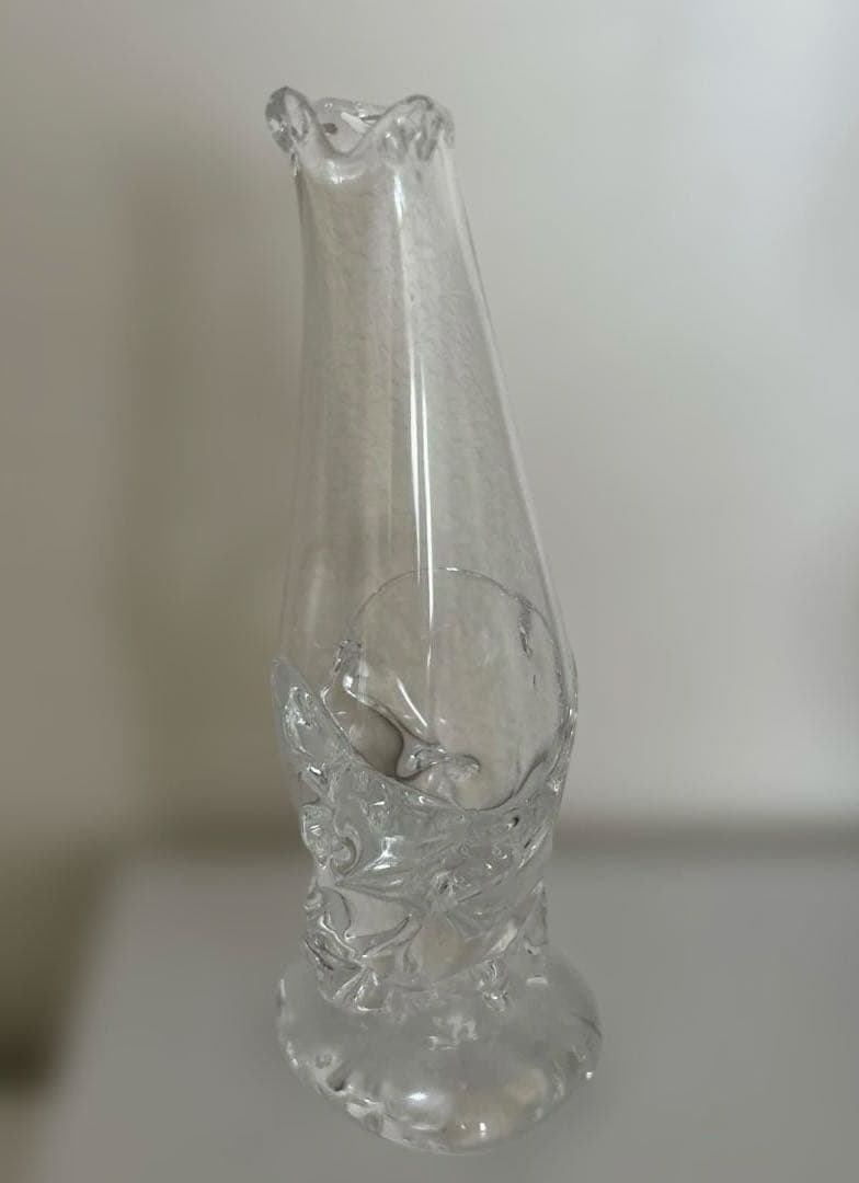 安藤里実　ガラス　一輪挿し