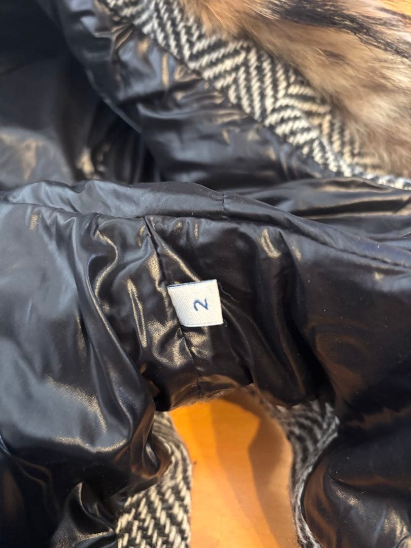 最終値下げ‼️限定特価‼️美品MONCLER ダウンベスト　ファー付フード付サイズ2