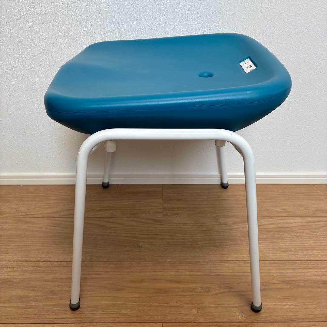 旧国立競技場のイス(スツール仕様) KOKURITSU-STOOL-56