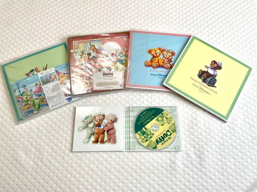 ディズニーシー　ダッフィー&フレンズ　マイフレンドダッフィーCD 絵本まとめ売り