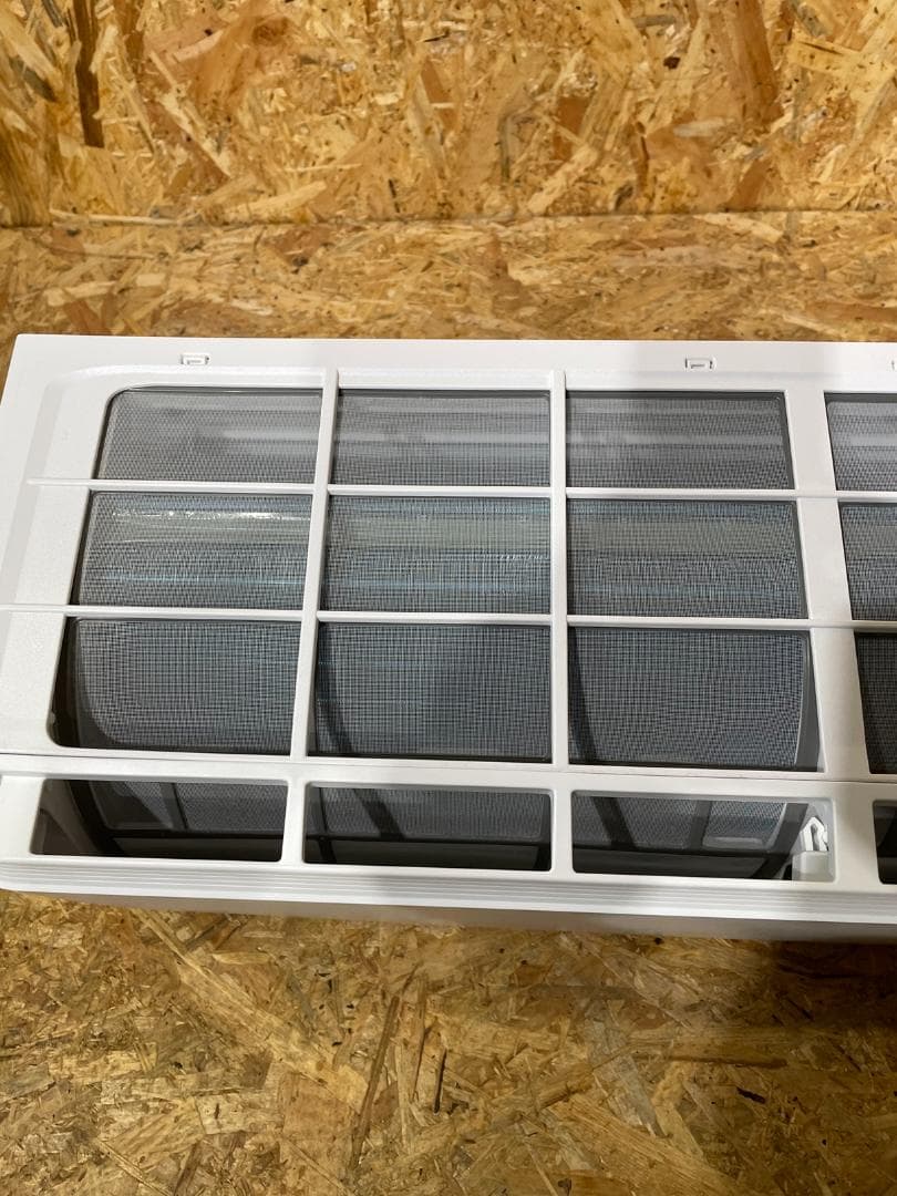 つ*や様 RIAIR エアコン YHA-S22P-W 2024年製 6畳　660