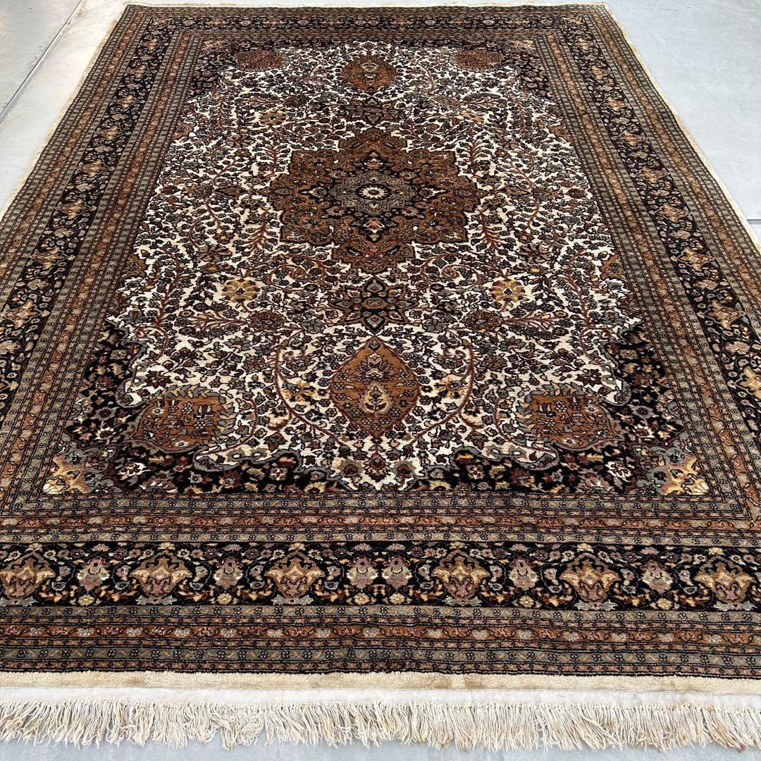 トルコ絨毯　手織り　ウール&シルク　ヴィンテージラグ　307x217㎝