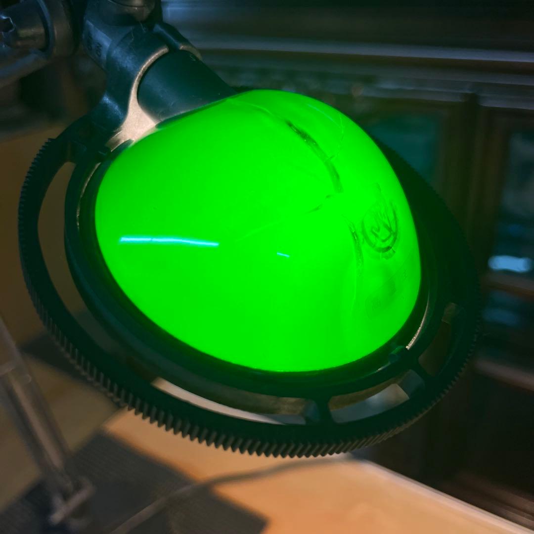 LUCEPLAN（ルーチェプラン）ベレニーチェ　デスクライト　一箇所ヒビあり