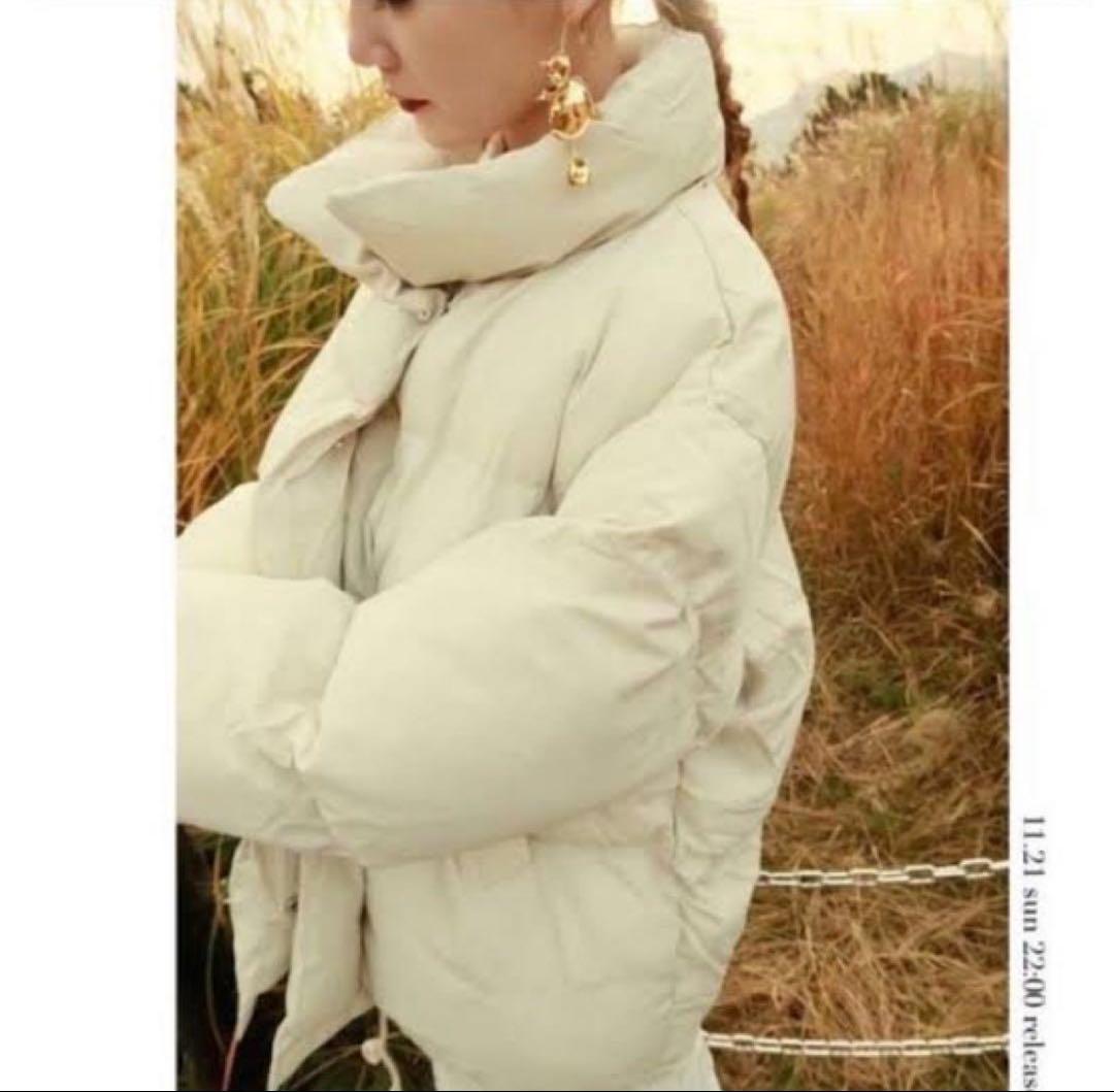 ジャケット・アウター Acka volume down jacket