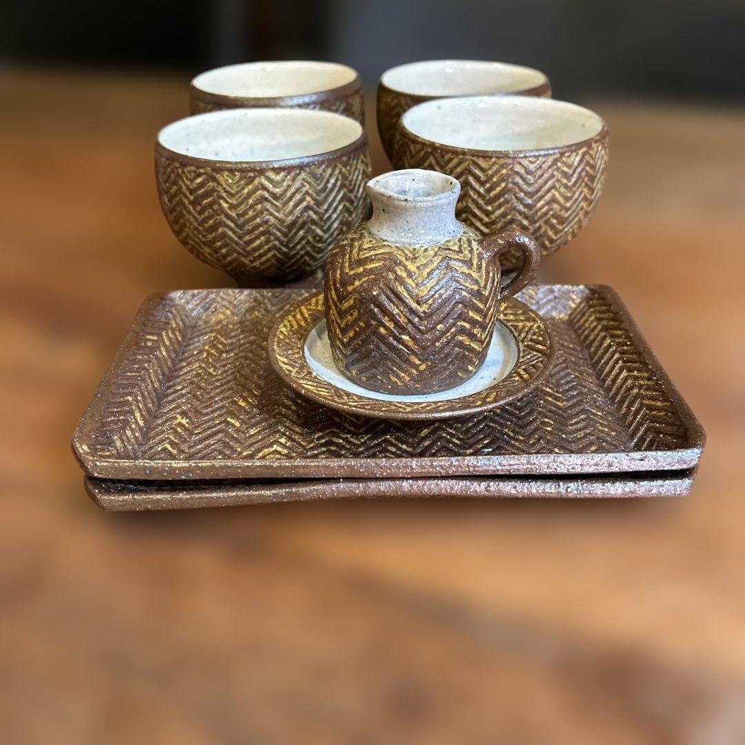 【羅以音窯】 ✴️3度目の値下げ✴️ヘリンボーン模様の陶器食器お纏め8点セット